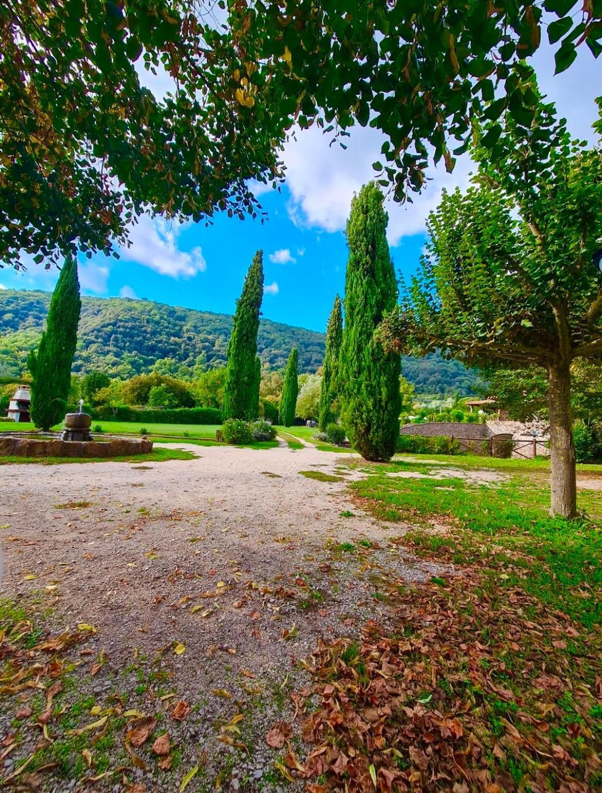 Agriturismo Le Grotte Неми Экстерьер фото