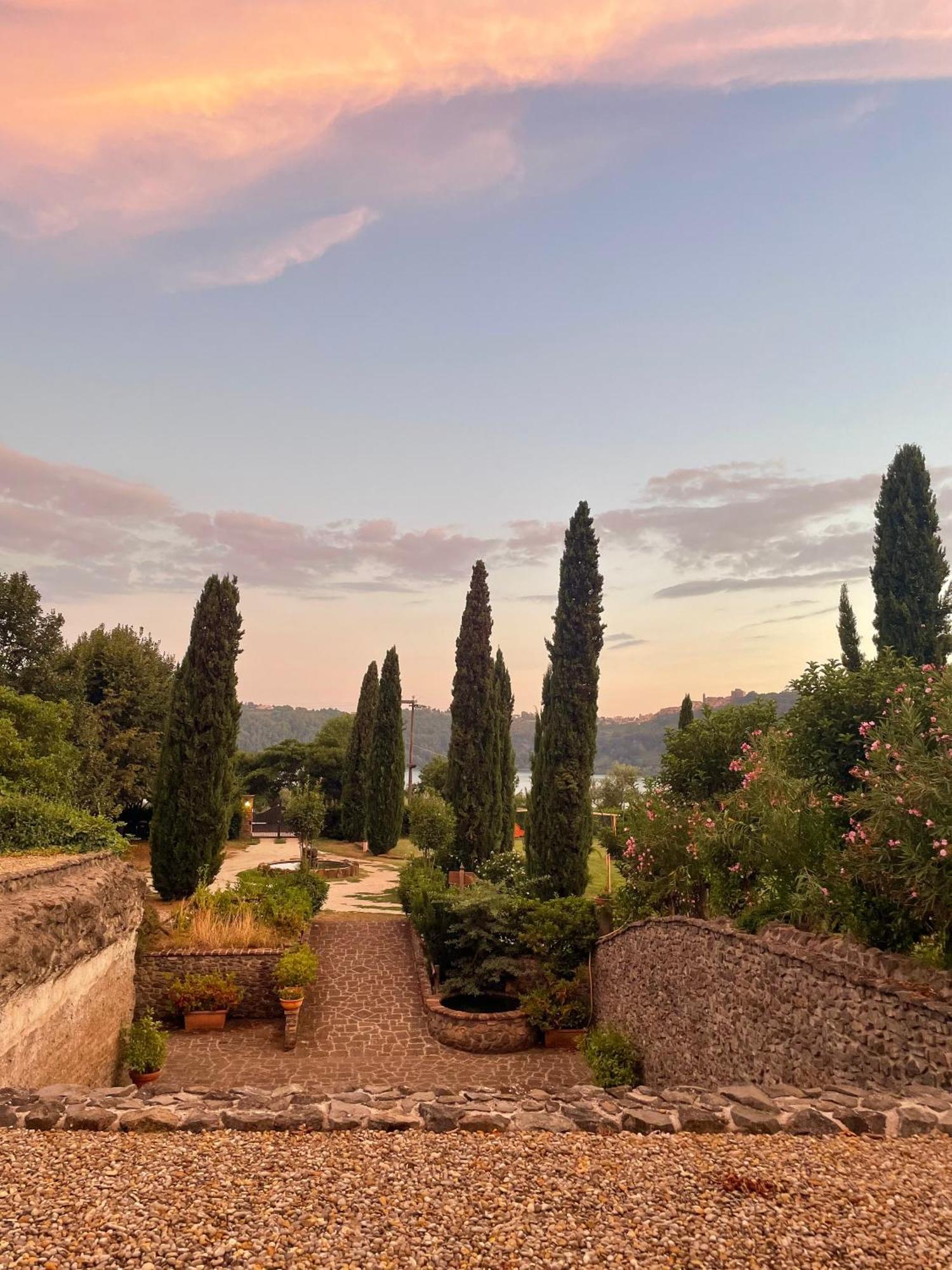 Agriturismo Le Grotte Неми Экстерьер фото