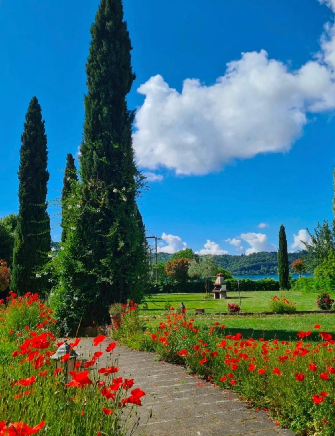 Agriturismo Le Grotte Неми Экстерьер фото