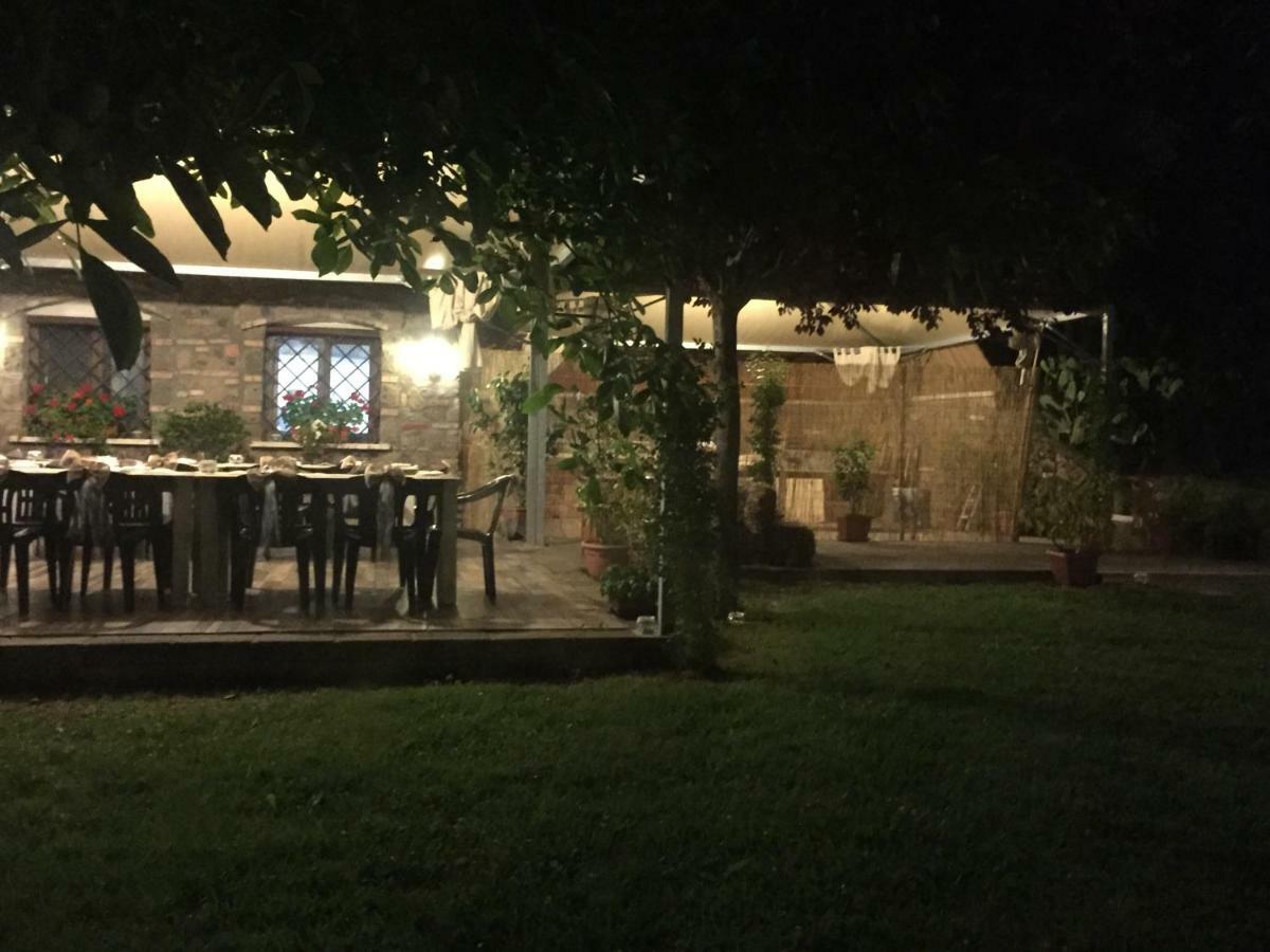 Agriturismo Le Grotte Неми Экстерьер фото
